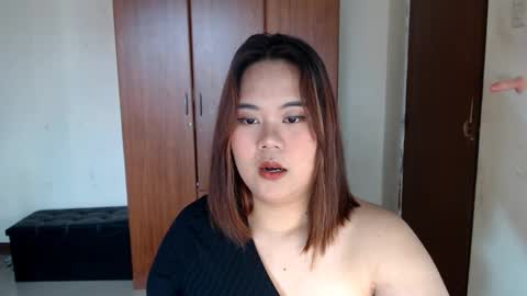 Snapshot of oliviahollywood chatting on 24, 1, 2025 olivia hollywood online show from 24, 1, 2025