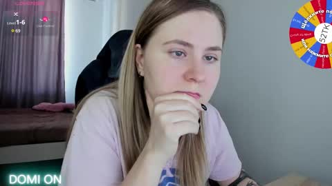 Snapshot of oliviamunk chatting on 19, 2, 2025 . online show from 19, 2, 2025