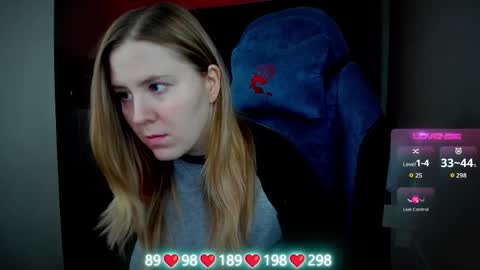 Snapshot of oliviamunk chatting on 1, 11, 2025 . online show from 1, 11, 2025