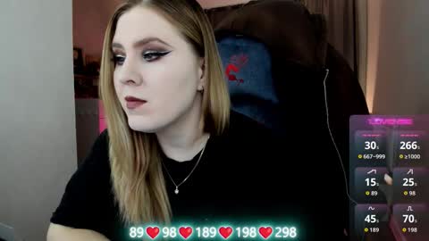 Snapshot of oliviamunk chatting on 21, 12, 2025 . online show from 21, 12, 2025