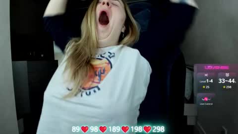 Snapshot of oliviamunk chatting on 11, 1, 2026 . online show from 11, 1, 2026