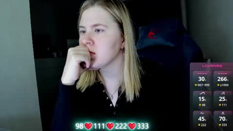 Snapshot of oliviamunk chatting on 13, 6, 2026 . online show from 13, 6, 2026