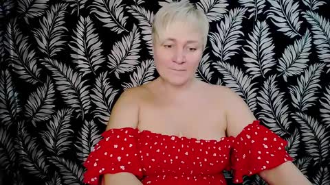 Snapshot of oliviaoskar_ chatting on 20, 12, 2024 Kelly online show from 20, 12, 2024