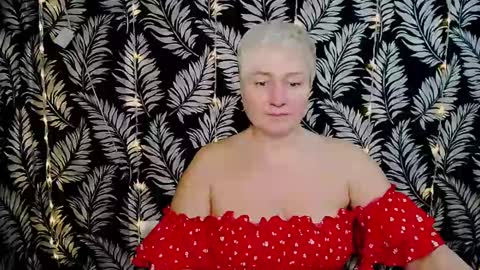 Snapshot of oliviaoskar_ chatting on 24, 12, 2024 Kelly online show from 24, 12, 2024