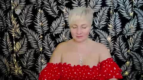 Snapshot of oliviaoskar_ chatting on 18, 1, 2025 Kelly online show from 18, 1, 2025