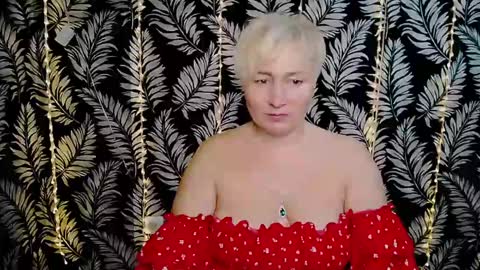 Snapshot of oliviaoskar_ chatting on 15, 2, 2025 Kelly online show from 15, 2, 2025