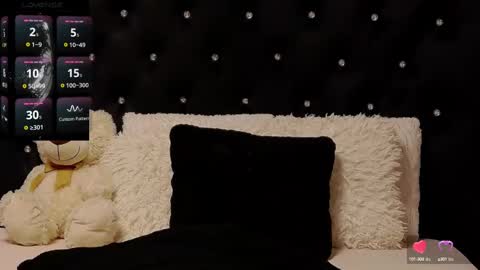 Olivia online show from 28, 2, 2025