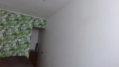 Snapshot of oliviashiny chatting on 25, 6, 2026 Olivia online show from 25, 6, 2026