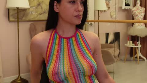 OliviaSway online show from 12, 1, 2025