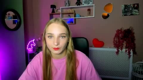 Ollivia online show from 11, 5, 2026