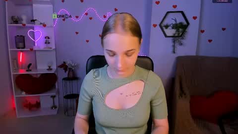 Ollivia online show from 3, 6, 2026