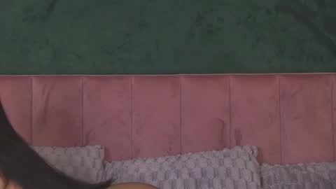 Olivia online show from 9, 4, 2026