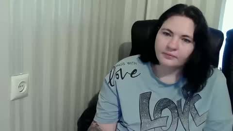 OlyaAndNetty online show from 6, 11, 2025