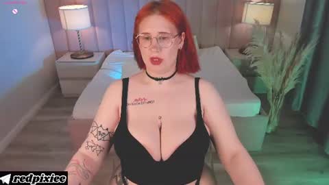 your Pixie  online show from 25, 7, 2026