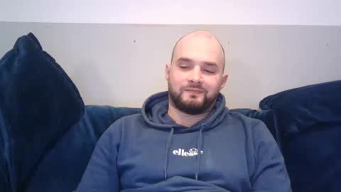 Snapshot of omgwhereim chatting on 19, 2, 2025 omgwhereim online show from 19, 2, 2025