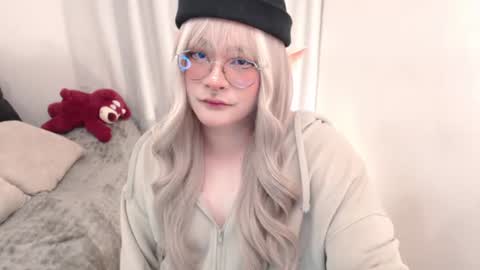 Snapshot of omorimori chatting on 15, 6, 2026 Omori Chan online show from 15, 6, 2026