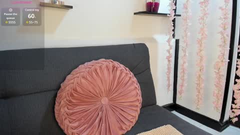 Snapshot of on_tefa chatting on 25, 1, 2025 Violette online show from 25, 1, 2025