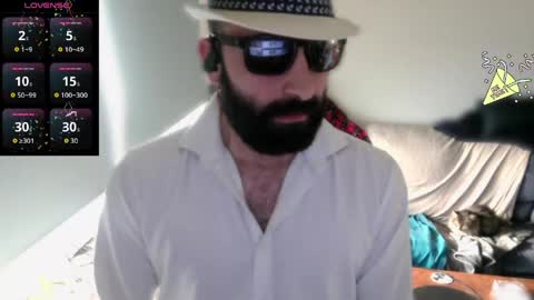 Snapshot of ona_nisme chatting on 30, 4, 2026 ona nisme online show from 30, 4, 2026