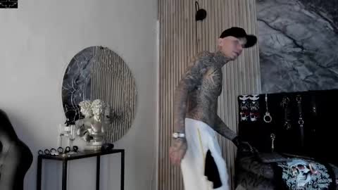     ... online show from 29, 10, 2025