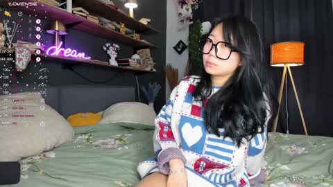 Snapshot of one_1ove chatting on 1, 2, 2025 Ana online show from 1, 2, 2025