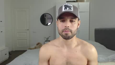 onebestlover online show from 6, 3, 2025