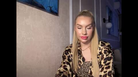 onesweet_baby online show from 21, 1, 2025