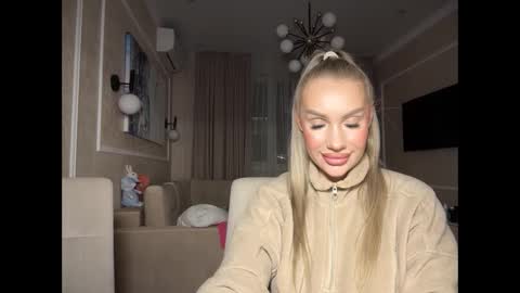 onesweet_baby online show from 4, 2, 2025