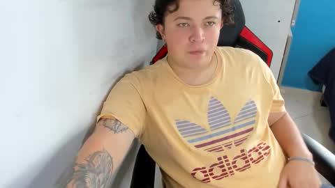 Andres INDEPENDENT MODEL online show from 5, 12, 2025