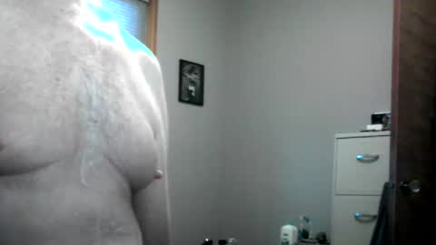 Snapshot of oneyedjackin chatting on 26, 10, 2025 oneyedjackin online show from 26, 10, 2025