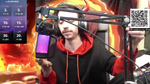 Snapshot of oni_hoshi chatting on 8, 3, 2025 Oni hoshi online show from 8, 3, 2025