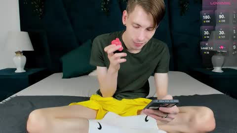 Erick  online show from 10, 11, 2025