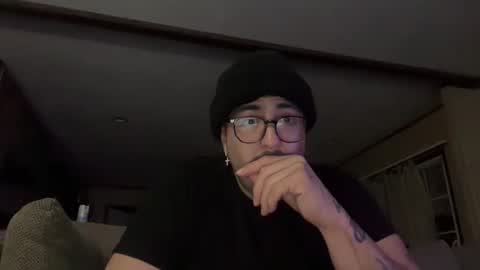 Snapshot of only_yours970 chatting on 21, 11, 2025 only_yours970 online show from 21, 11, 2025