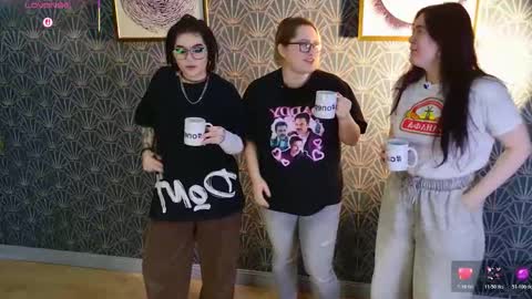     online show from 30, 11, 2025