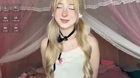 Snapshot of onlyeva1 chatting on 18, 7, 2026 Eva online show from 18, 7, 2026