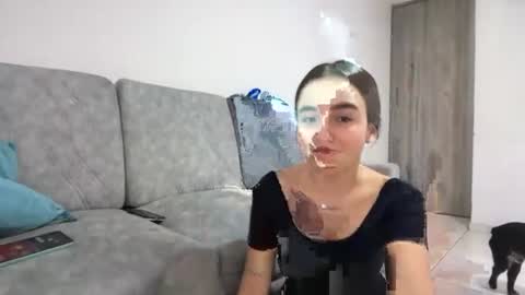 Snapshot of onlythem777 chatting on 25, 6, 2026 PAREJA LATINA JOVEN MUY CACHONDOS online show from 25, 6, 2026