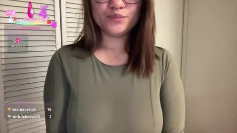 Miss Girly online show from 13, 11, 2025