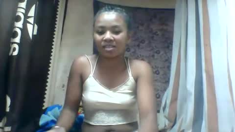 Snapshot of oooozafiette chatting on 6, 7, 2026 oooozafiette online show from 6, 7, 2026