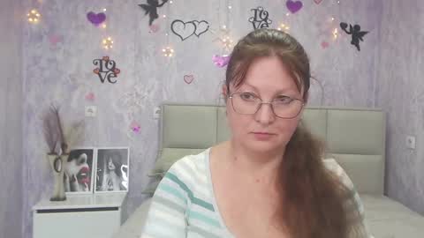 Vanessa online show from 5, 3, 2025