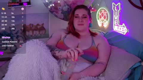 Snapshot of opalreigning chatting on 17, 12, 2024 Opal online show from 17, 12, 2024