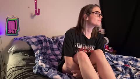 Snapshot of optimrs chatting on 17, 9, 2025 optimrs online show from 17, 9, 2025