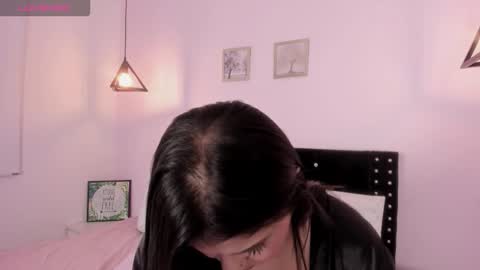 Miss Guzman  online show from 16, 9, 2025