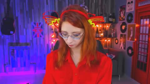 Orianna -  Hi Im into geek culture cosplay crafting LARP games. Shall we play DnD online show from 4, 12, 2024