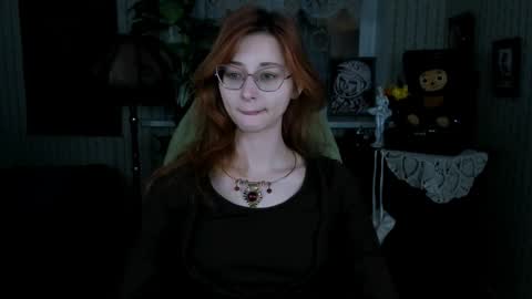 Orianna -  Hi Im into geek culture cosplay crafting LARP games. Shall we play DnD online show from 5, 1, 2025