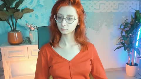 Orianna -  Hi Im into geek culture cosplay crafting LARP games. Shall we play DnD online show from 23, 1, 2025