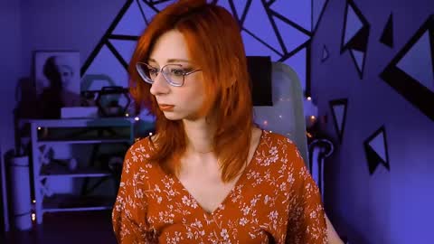 Orianna -  Hi Im into geek culture cosplay crafting LARP games. Shall we play DnD online show from 25, 1, 2025