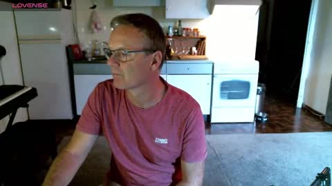 Snapshot of orimalike chatting on 9, 12, 2024 orimalike online show from 9, 12, 2024