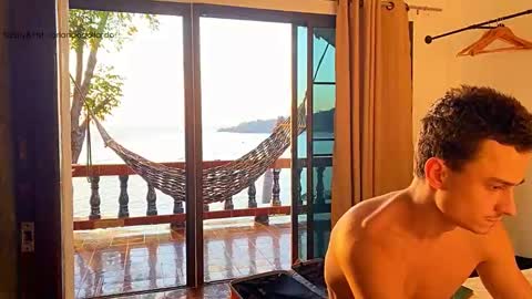 Fansly and Instagram -  online show from 19, 12, 2025