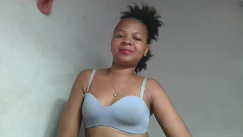 ornellahhh online show from 3, 10, 2025