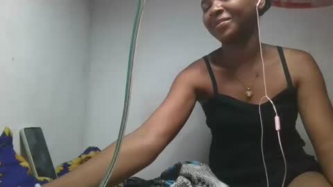 ornellahhh online show from 10, 11, 2025