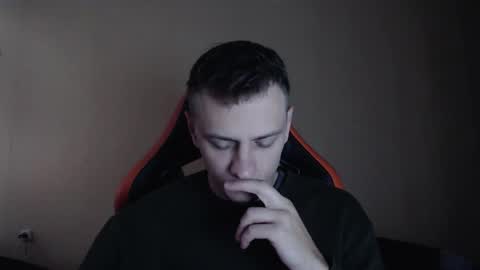 Snapshot of oscar_sssky chatting on 4, 10, 2025 Oscar online show from 4, 10, 2025